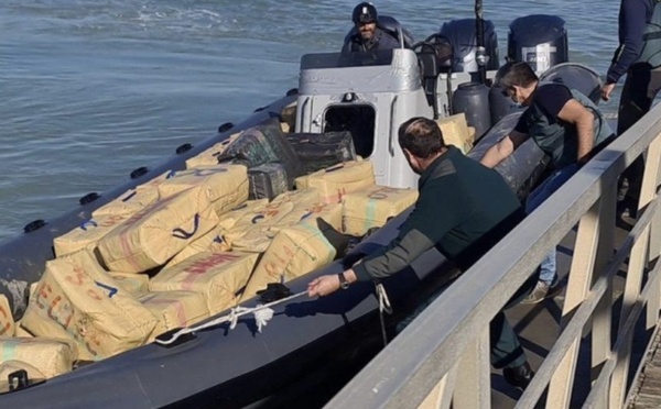 ضمنهم مغربي.. توقيف 5 أشخاص خلال عملية لتهريب المخدرات بين المغرب وإسبانيا