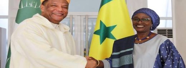 سفير المغرب بالسنغال يوضح حقيقة الاعتداءات على الجالية