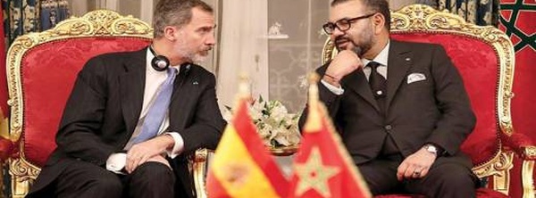 الملك محمد السادس يواسي الملك "فيليبي السادس" في ضحايا حادث السكك الحديدية