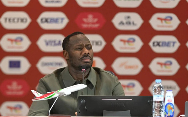 الاتحاد الدولي للصحافة الرياضية يحقق في ملابسات ندوة مدرب السنغال عقب نهائي الكان