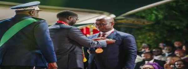 رئيس اتحاد السنغال يهاجم "الكاف" ويتهم المغرب بالسيطرة على القرار الرياضي القاري