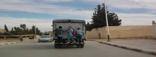 إصابة طفل في وضعية حرجة بعد سقوطه من شاحنة بمدينة زايو