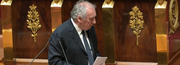 احتمال السقوط.. الحكومة الفرنسية تواجه اختبارا حاسما