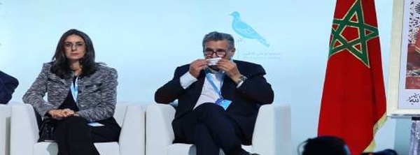 دموع أخنوش ترافق قراره عدم الترشح لولاية جديدة على رأس الأحرار