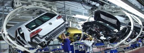 فولكسفاغن تدرس نقل قدرات صناعية من جنوب إفريقيا.. والمغرب ضمن الخيارات  البديلة