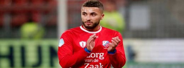 نادي كورينثيانز البرازيلي يعلن رسميا تعاقده مع الدولي المغربي ابن الناظور زكرياء لبيض