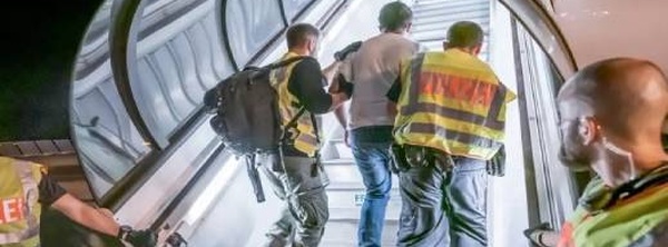 ألمانيا ترحل 22 ألف شخص في 2025.. ومئات المغاربة ضمن القائمة