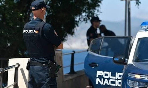 توقيف شاب مغربي متهم بمحاولة قتل زوجته السابقة ووالدتها بإسبانيا
