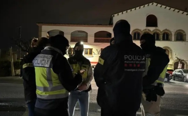 تفكيك شبكة لتهريب الحشيش بين المغرب وإسبانيا وإيطاليا وتوقيف 17 شخصاً