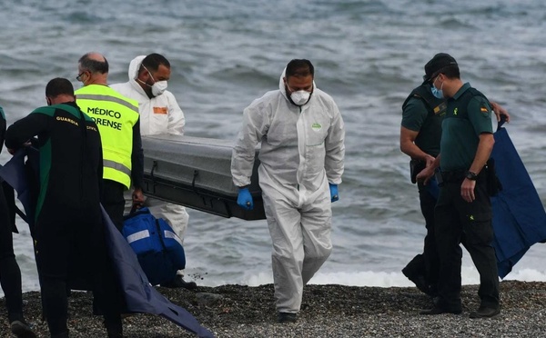 العثور على جثة شاب بشاطئ  في مليلية والتحقيق جار لكشف الملابسات