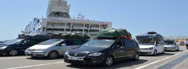 تشديد مراقبة “الباش” بموانئ الناظور وطنجة يشعل الجدل بين مهنيي النقل الدولي