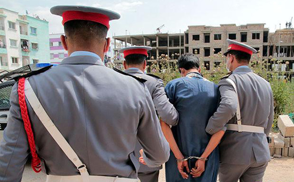 الدرك الملكي بامزورن يطيح بمروج للكوكايين بآيت يوسف وعلي ويحجز مخدرات وأموال مشبوهة