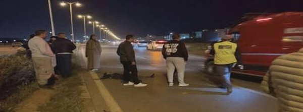 حادث دهس مأساوي بين العروي وسلوان ينهي حياة شاب عشريني