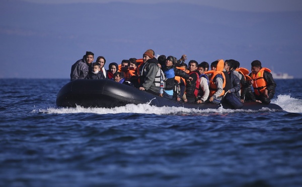 جنايات الحسيمة تقضي بالسجن 10 سنوات لكل متهم في شبكة تهريب البشر