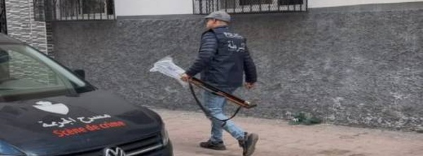 استنفار أمني بالدار البيضاء.. أطفال يعثرون على بندقية وسيف داخل سيارة مهجورة