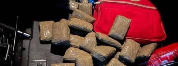 50 كيلوغراما من الشيرا تسقط بباب سبتة.. توقيف بلجيكي (58 سنة) في عملية محكمة