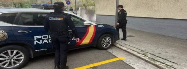 تفاصيل صادمة من إسبانيا.. شاب من أصول جزائرية يهاجم مسنة ويسلب هاتفها