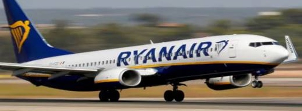 بين إلغاء الرحلات وارتفاع الأسعار.. سيناريوهات تقلق مغاربة أوروبا