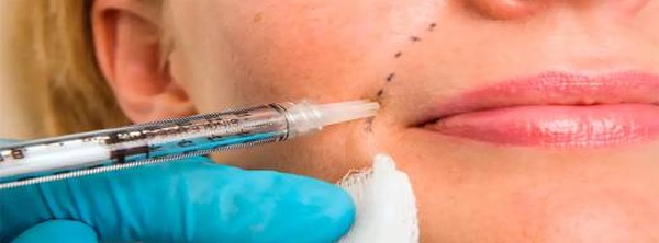 انتبهي قبل "الحقن".. إيداع أجنبية وزوجها وصاحب صالون تجميل السجن