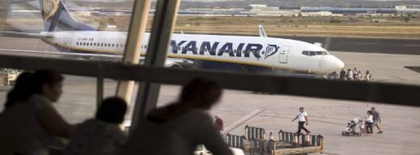 أسعار الطيران تضاعفت.. هل يتأثر موسم عودة الجالية إلى المغرب؟