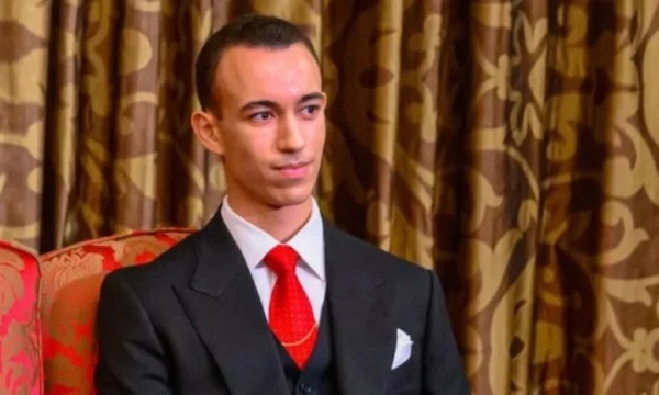 الأسرة الملكية  تحتفل بالذكرى الـ23 لميلاد ولي العهد الأمير مولاي الحسن
