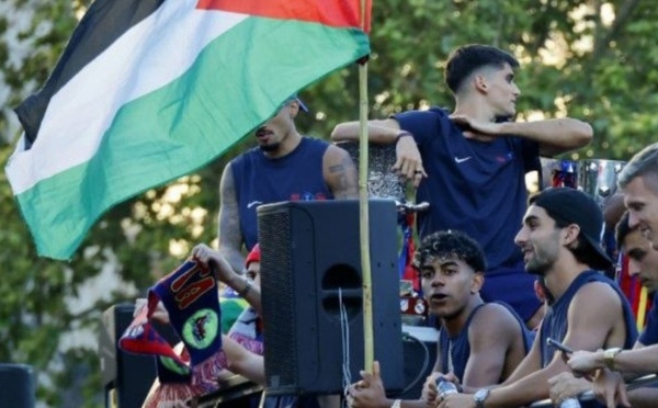 بعد رفعه للعلم الفلسطيني.. لامين يامال يتعرض لحملة تحريض إسرائيلية
