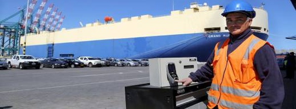 إسبانيا تبحث عن آلاف العمال في الموانئ.. فرص جديدة للمغاربة برواتب تصل إلى 4000 يورو