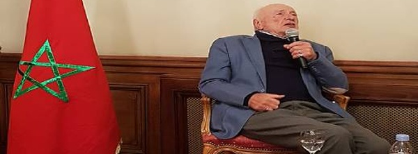 وفاة إدغار موران.. رحيل أحد أبرز فلاسفة القرن ومؤسس "نظرية التعقيد"