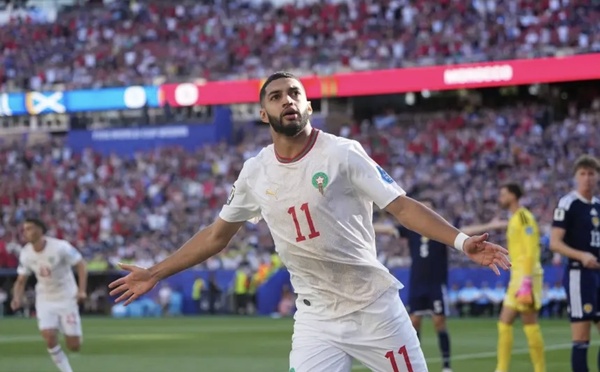 “الأسود” يكتفون بهدف نظيف في شباك إسكتلندا