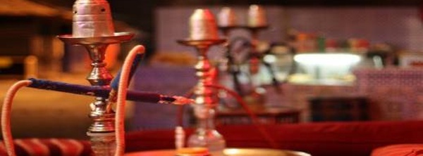 بعد شكايات الساكنة.. كمين مباغت لدرك أزغنغان ينهي نشاط مقهى للشيشة بـ "أخندوق عاريض"