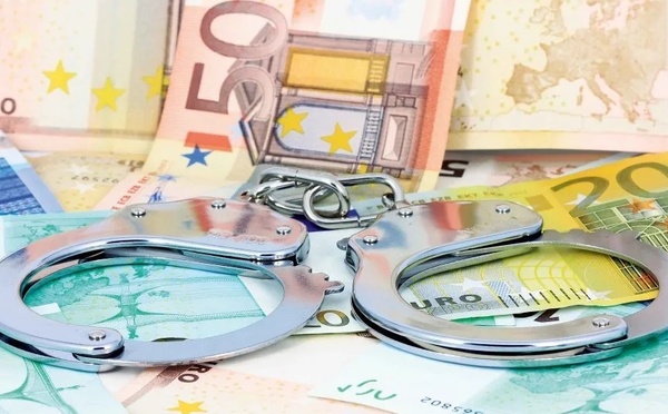 تحقيق فرنسي في شبكة لغسل الأموال تمتد خيوطها إلى المغرب والإمارات