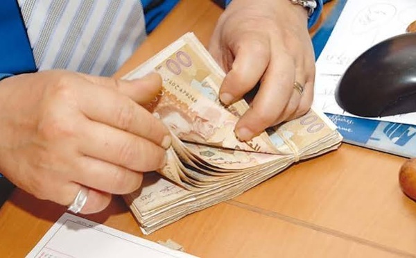 إيداع "صراف" بالناظور سجن "عكاشة" بشبهة تبييض أموال الكوكايين