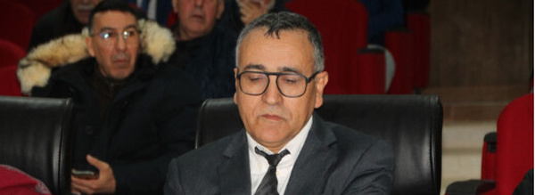 بعد عقد من العطاء.. علي أزديموسى يغادر عمادة كلية الناظور