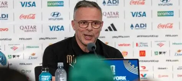 معسكر المنتخب المغربي يفرض السرية على الحالة الصحية للاعبين قبل مواجهة فرنسا