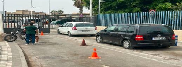 السلطات الإسبانية: عبور 600 سيارة نحو المغرب عبر معبر بني أنصار واستمرار الحركة بشكل طبيعي