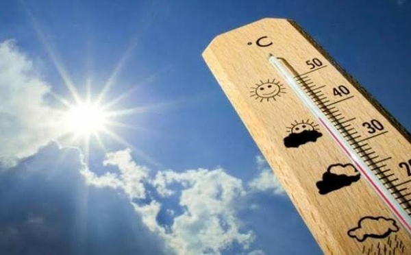 طقس الخميس بالمغرب.. أجواء حارة وزخات رعدية مرتقبة بعدة مناطق
