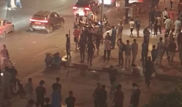 ابتدائية الناظور تدين 26 شابا على خلفية محاولة العبور إلى مليلية