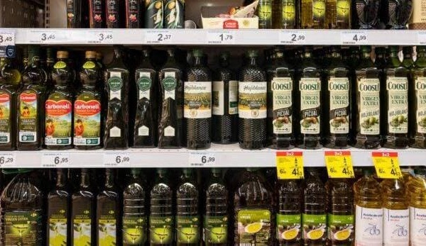 إسبانيا ترفع وارداتها من زيت الزيتون المغربي إلى نحو 19 طناً خلال ستة أشهر