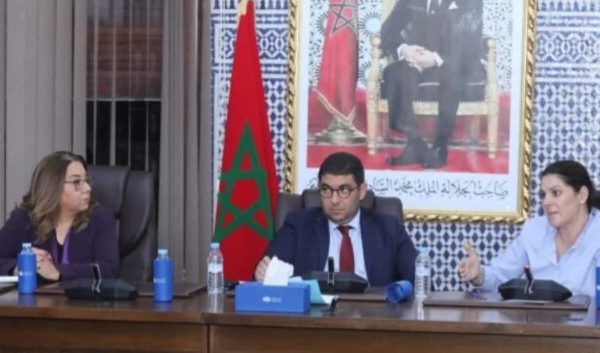 "البام" يرد على "الأحرار": نرفض اتهامات استمالة المنتخبين أو إخضاعهم للضغط