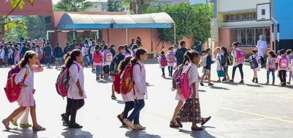 وزارة التربية الوطنية تحدد تاريخ الانطلاق الفعلي للدراسة بمدارس المملكة