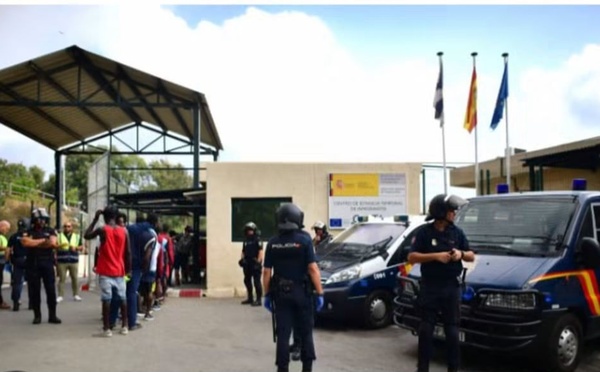 المدافعون عن حقوق الإنسان بالناظور يتحفظون على مساعدات دولية لمغاربة مقابل التخلي عن الهجرة