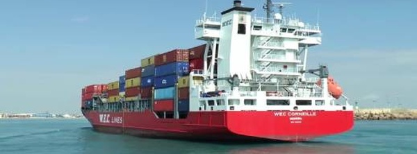 المصدرون بالناظور أمام فرصة.. سلعهم تصل إلى روتردام وأنتويرب وهامبورغ