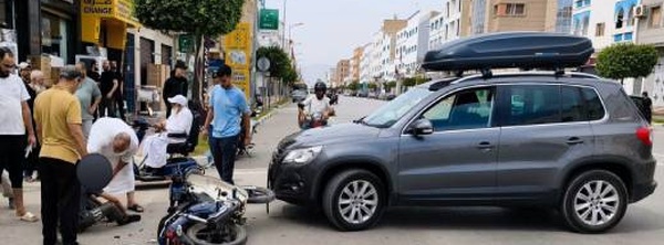 اصطدام بين سيارة مرقمة بالخارج ودراجة نارية يخلف إصابات وسط الدريوش