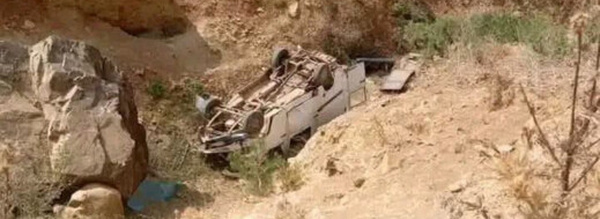 انزلاق مركبة يودي بحياة سائق ويخلف جرحى بالحسيمة