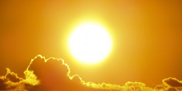 حرارة حارقة تصل إلى 45 درجة تجتاح عدة عمالات وأقاليم بالمملكة