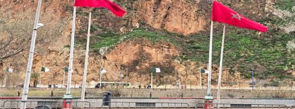 المغرب يعلق دخول المواطنين الجزائريين غير المقيمين ويفرض شروطا جديدة على السفر