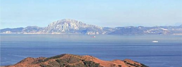 100 ألف سفينة سنويا.. المغرب يطرح رؤية جديدة لأمن مضيق جبل طارق