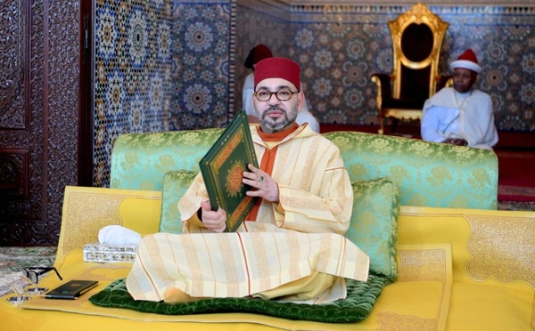 جلالة الملك يترأس اليوم بالرباط حفلا دينيا بمناسبة الذكرى 28 لوفاة الحسن الثاني