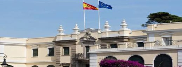 شبهات وساطة واختراق للمكاتب.. صحيفة إسبانية تكشف كواليس مثيرة داخل قنصلية بالمغرب