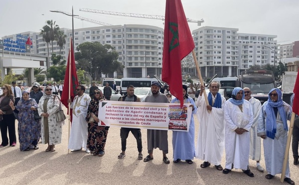 أكادير.. وقفة احتجاجية أمام القنصلية الإسبانية رفضاً لزيارة العاهل الإسباني لسبتة ومليلية